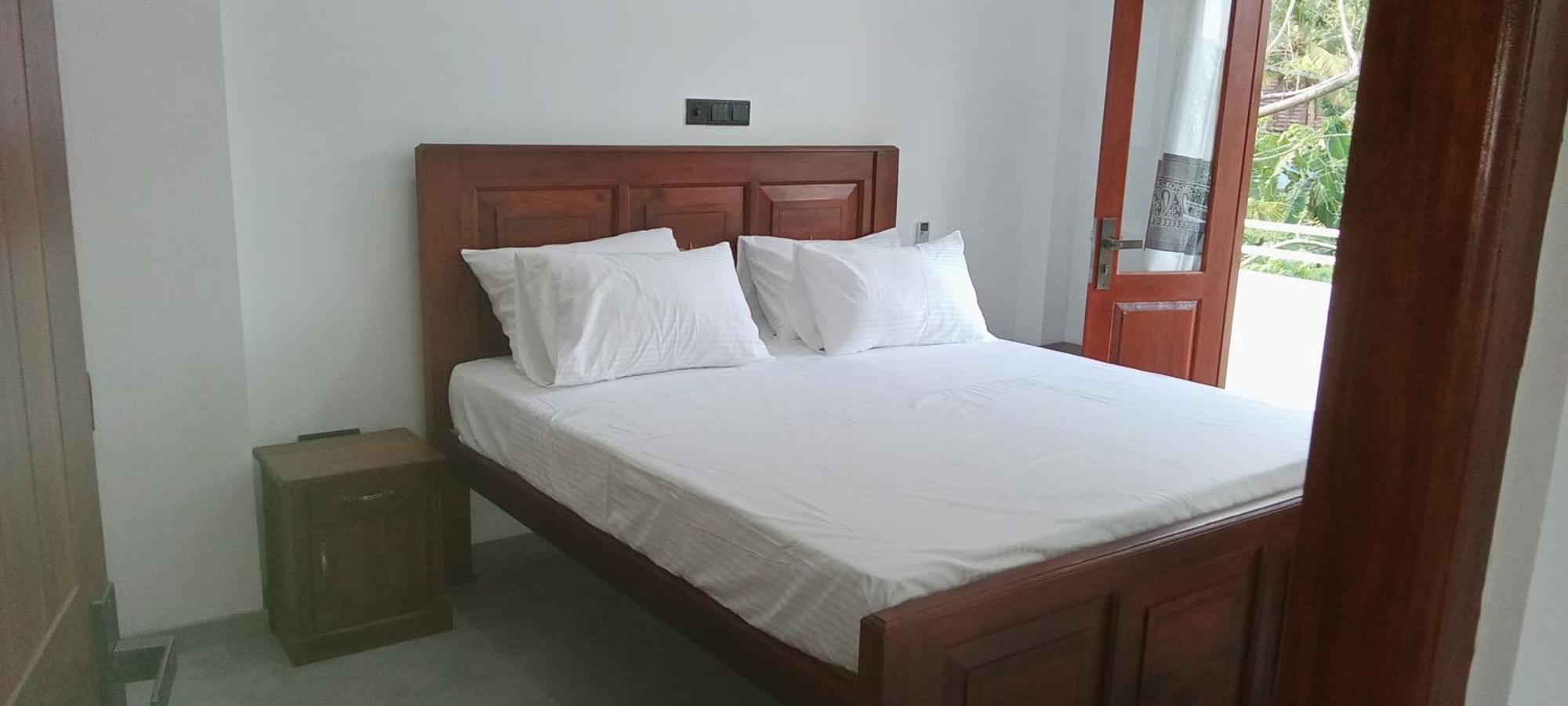 The Green Lagoon Villa Hikkaduwa Ngoại thất bức ảnh