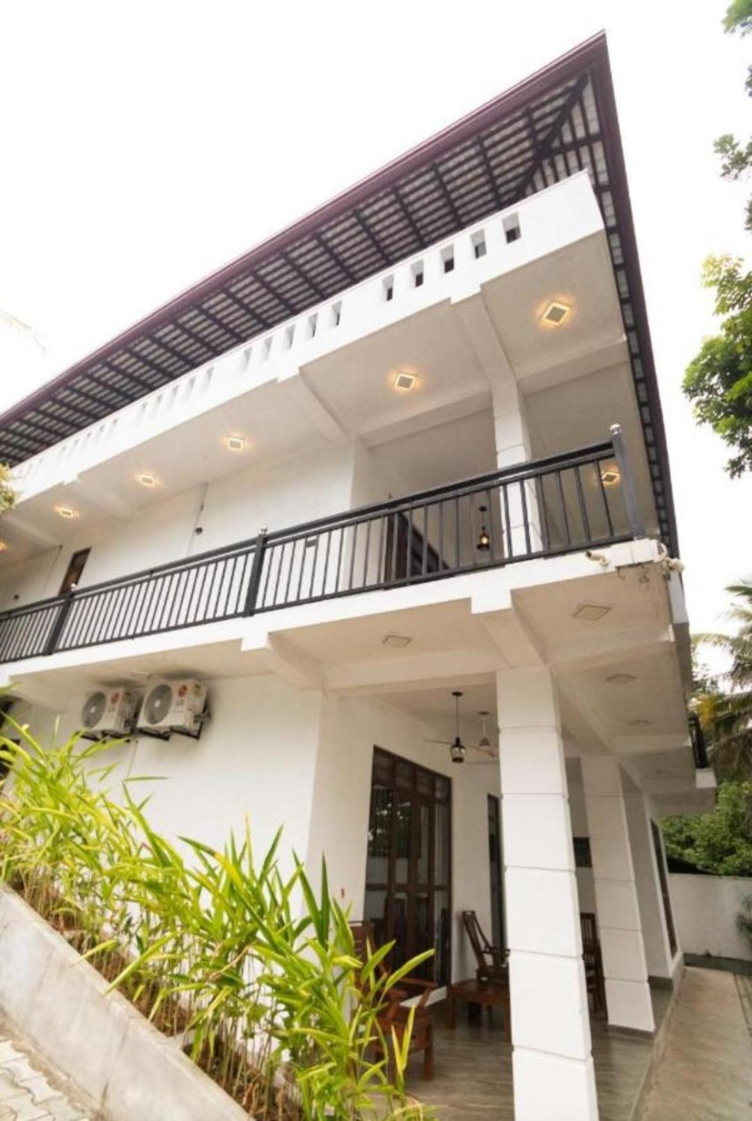 The Green Lagoon Villa Hikkaduwa Ngoại thất bức ảnh