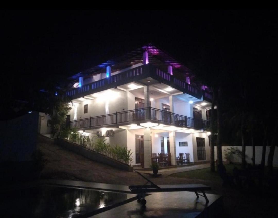 The Green Lagoon Villa Hikkaduwa Ngoại thất bức ảnh